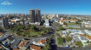 Colégio Marista e Torres Gêmeas de Londrina / PR