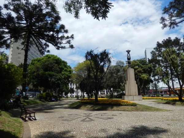Praça Santos de Andrade- Curitiba - Pr by viajarpelomundo