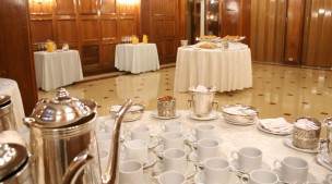 Tradicional Chá das 5 no Hotel Claridge em Buenos Aires