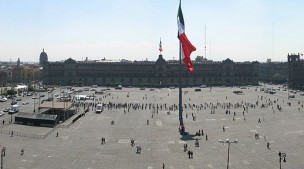 Zocalo- 3ª maior praça do mundo- Cidade do México- wikipédia Commons